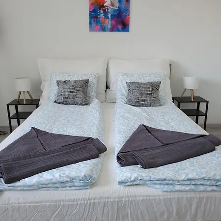 Vitorlásház Balatonvilágos