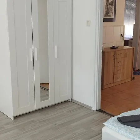 Vitorlásház Apartman *